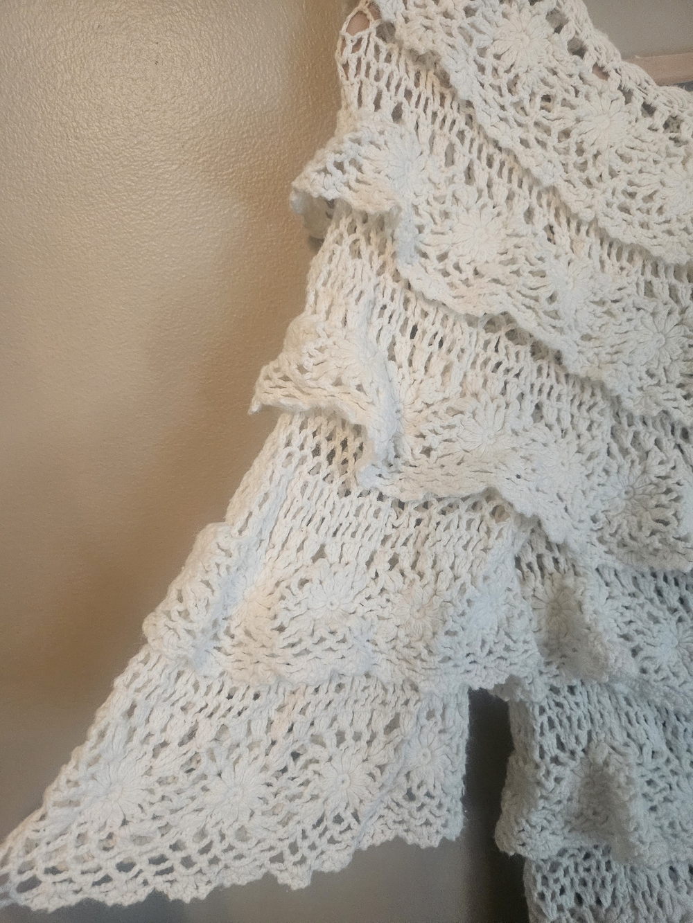 Cottagecore Crochet Ruffle Top - Picture 3 of 11